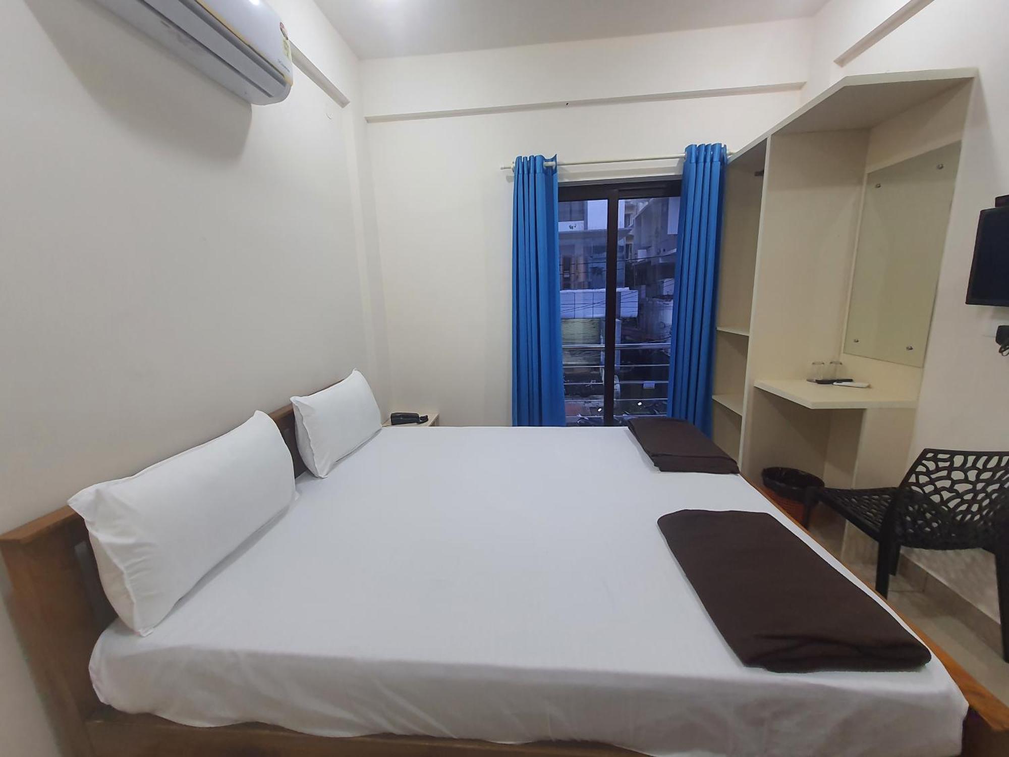 فيلا Uthram Residency Kochi المظهر الخارجي الصورة