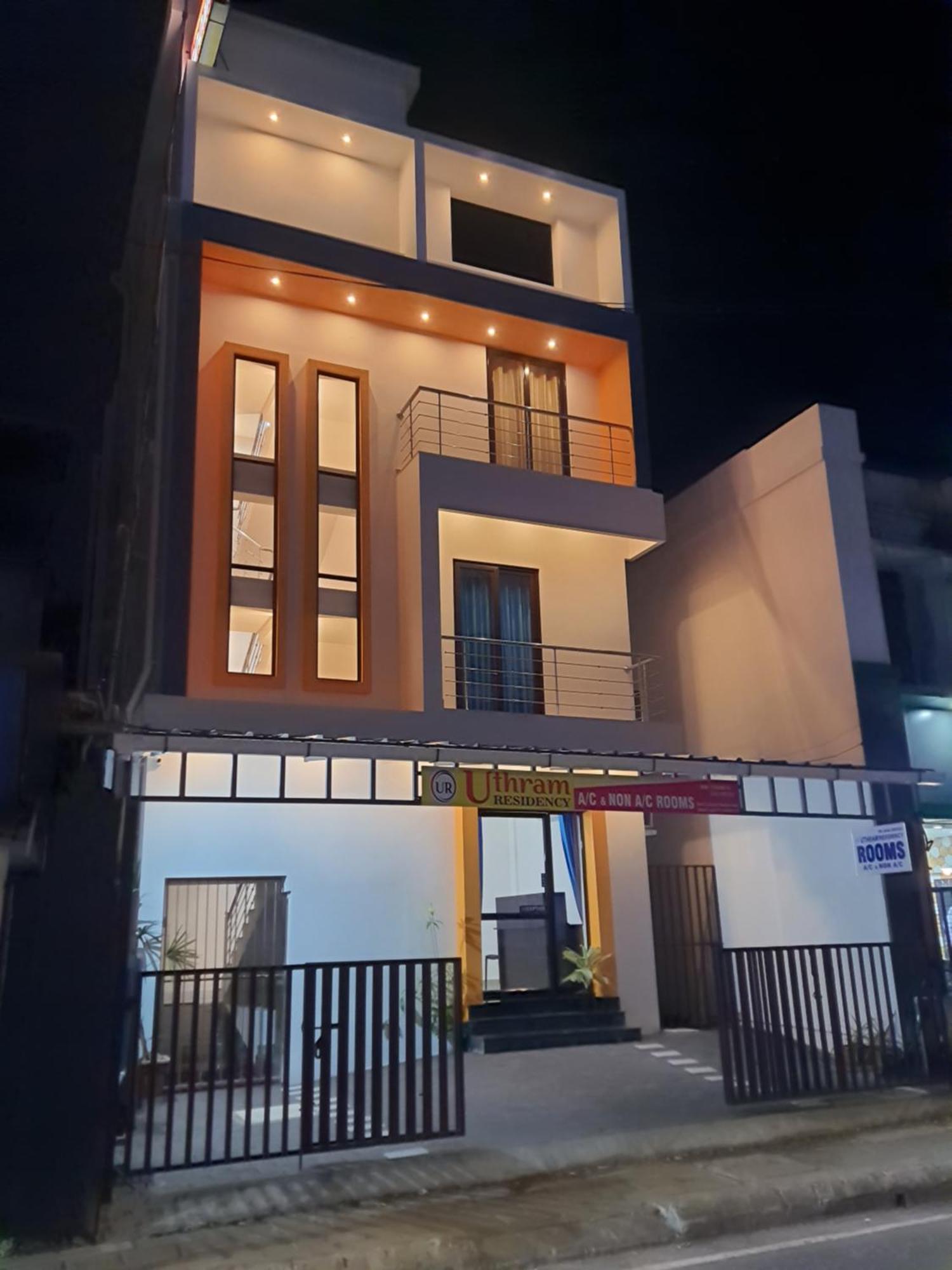 فيلا Uthram Residency Kochi المظهر الخارجي الصورة